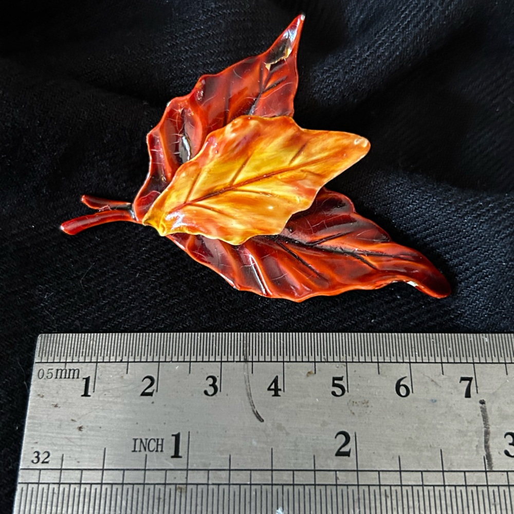 Vintage Autumn Leaf Brooch